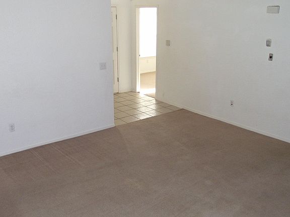 4th image of 5953 Chippendale Ave
