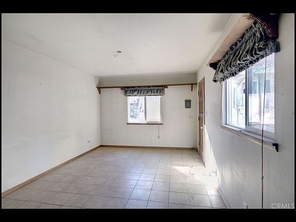 3rd image of 1020 Myrtle Ave #B