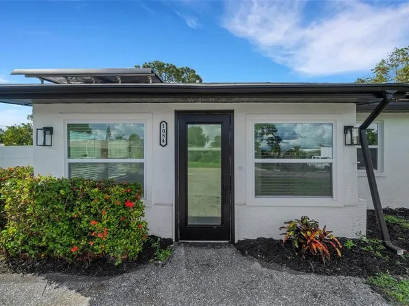 1054 W Baffin Dr, Venice, FL 34293