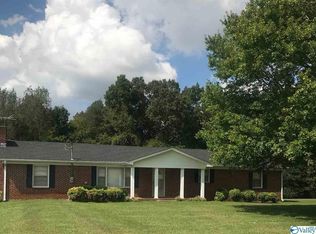 460 Jacks Rd, New Market, AL 35761