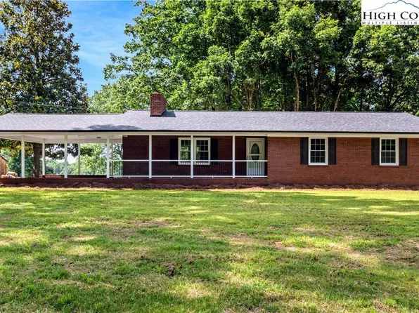 1825 Liberty Church Road, Yadkinville, NC 27055