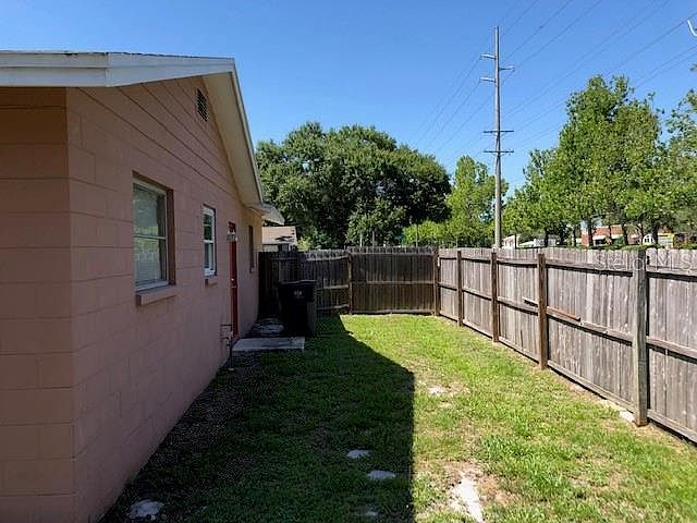 1st image of 6402 Oakdell Dr