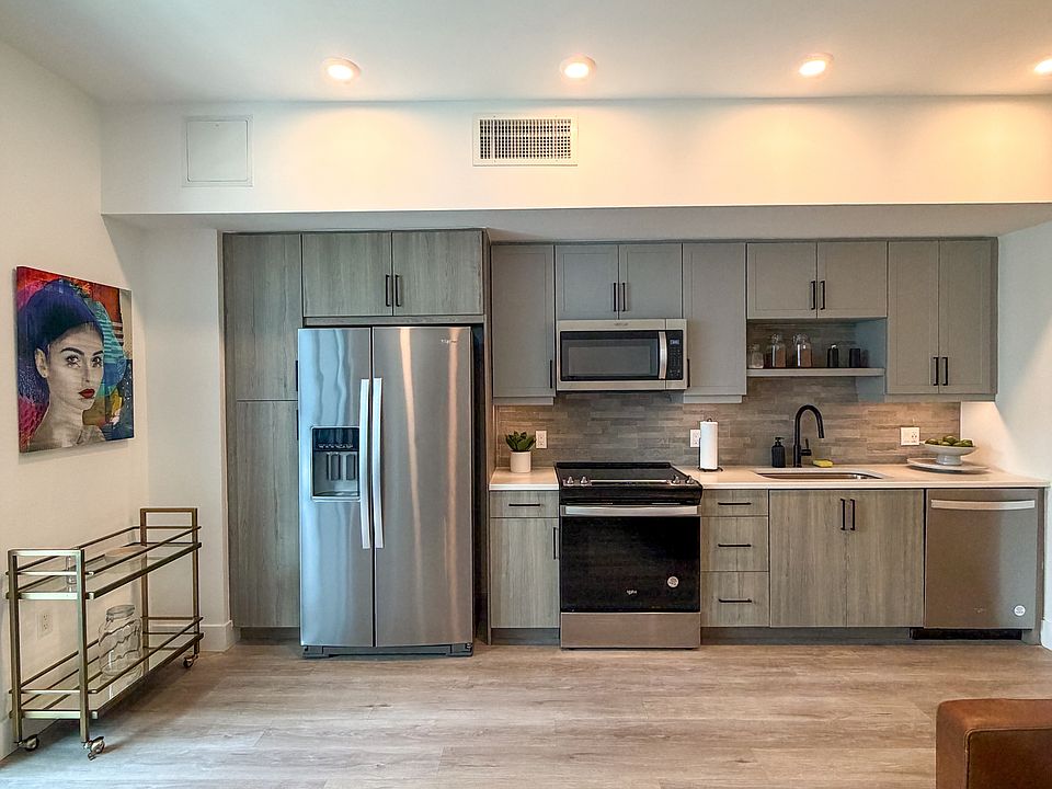 1st image of 119 NW 29th St APT 3