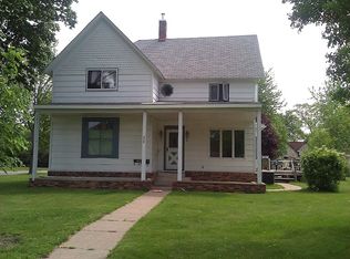 420 N Fremont St, River Falls, WI 54022