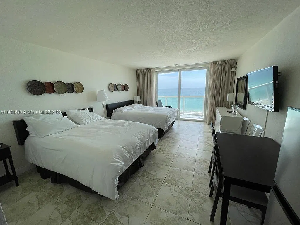 The Aventura Beach Club C — Photo 3