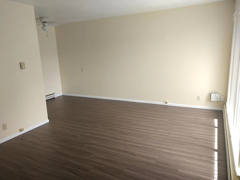 110 SW 137th Ave #2 — Photo 3
