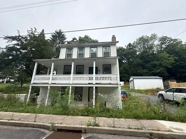 108 S Main St, Seven Valleys, PA 17360
