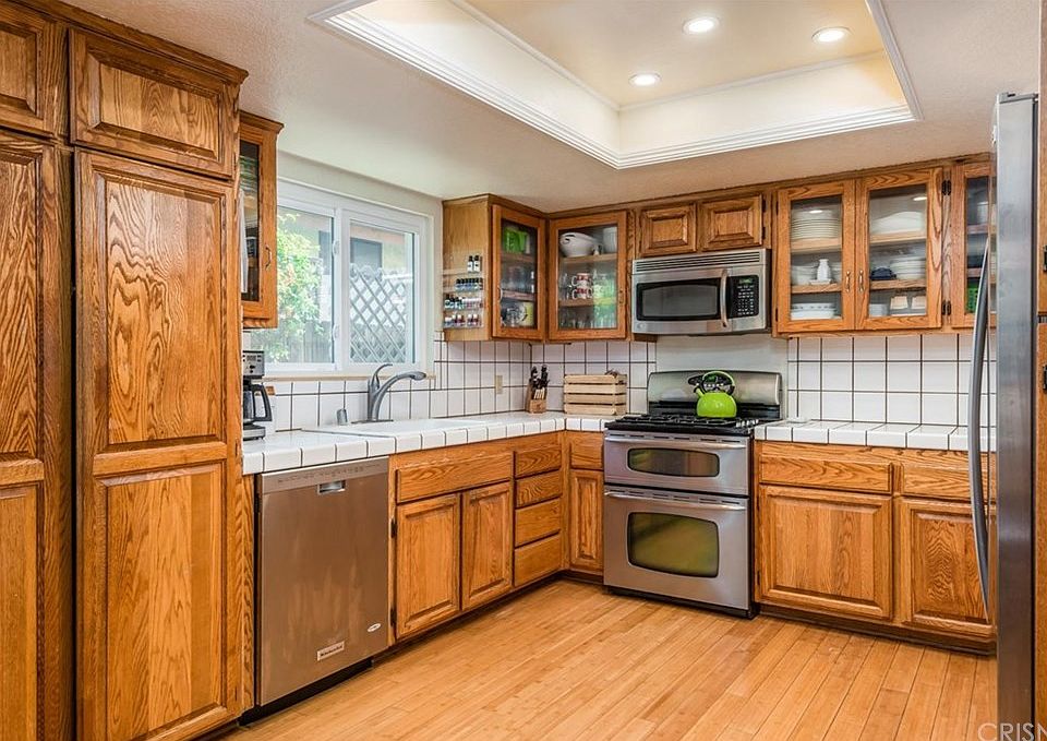 2nd image of 756 Paige Ln