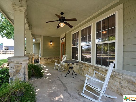 3rd image of 548 Jo Lynn Ln