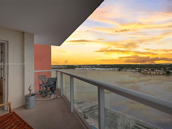 2nd image of 1351 NE Miami Gardens Dr APT 1506E