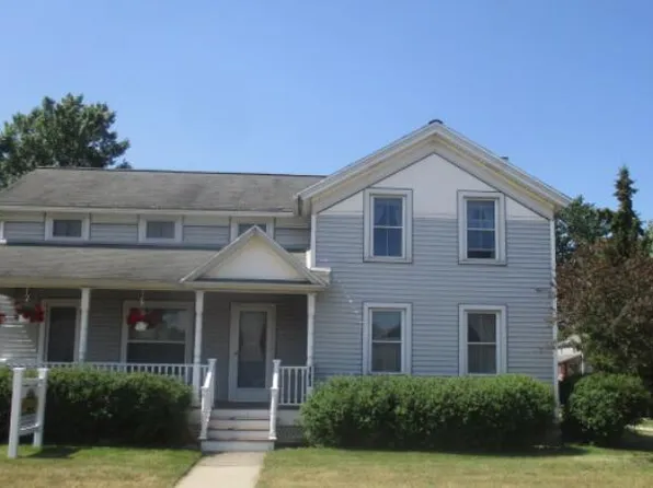 183 W Allegan St, Plainwell, MI 49080