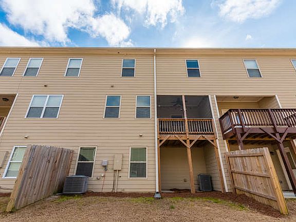5th image of 350 Franklin Ln