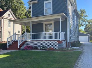 735 W Douglas Ave, Jacksonville, IL 62650