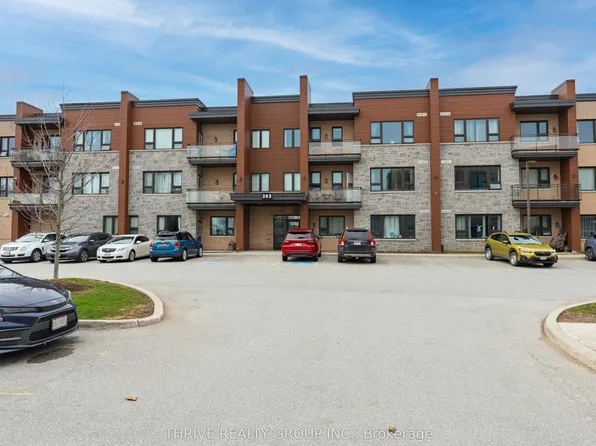 263 Butler St #303, Lucan Biddulph, ON N0M 2J0