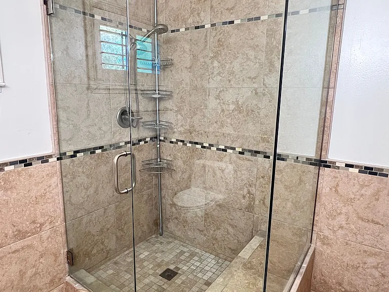 233 Calvin Pl — Photo 32