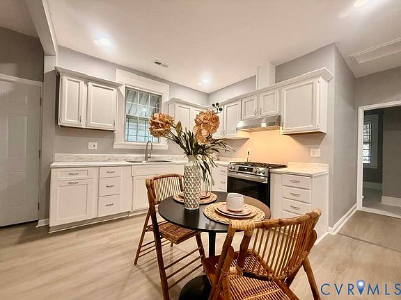 3rd image of 2115 Dinwiddie Ave