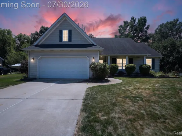 9161 Pine Walk Pass, Linden, MI 48451