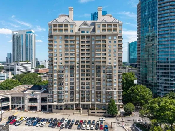 3334 Peachtree Rd NE APT 103, Atlanta, GA 30326