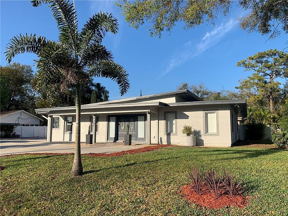 1st image of 4301 Edgewater Dr