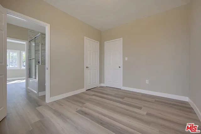 1127 N Formosa Ave — Photo 19
