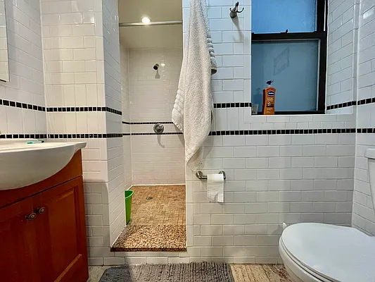 Rented by J Misrahi Realty Corp | media 16