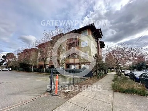 400 NE 100th Ave #111 — Photo 2