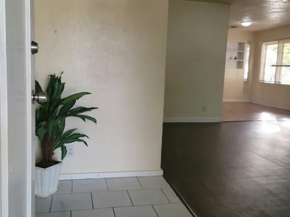 727 White St, Daytona Beach, FL 32114