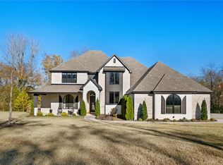 2948 N Lubbock Ln, Fayetteville, AR 72703