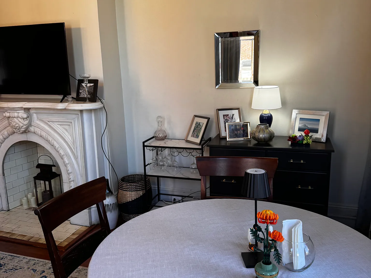 2 bed, 1030 sqft, $1,725 — Photo 3