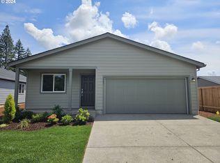 2087 Franklin St, Lebanon, OR 97355