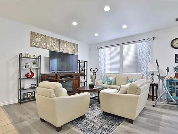 4th image of 15017 Northwind Ln