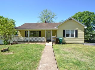 709 Meadow Lane Dr, Ripley, OH 45167