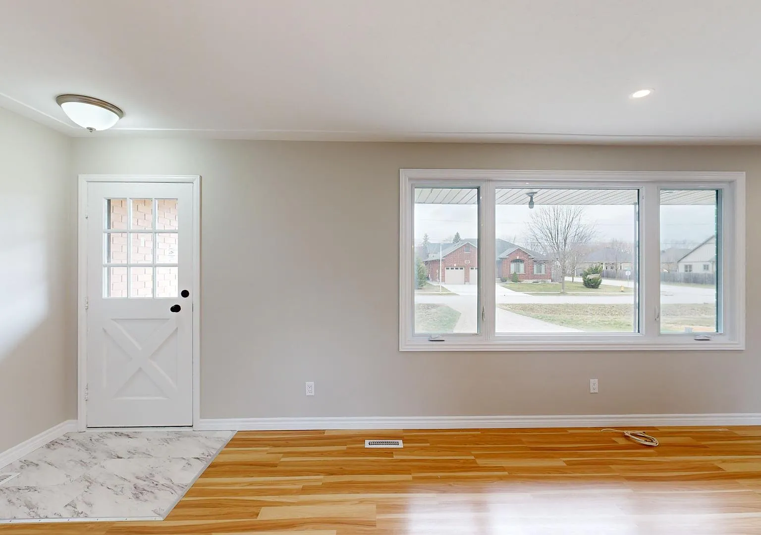 115 Prince Street Komoka — Photo 4