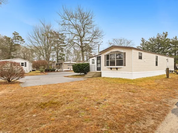 43 Regina St, East Wareham, MA 02538