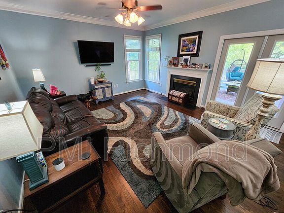 2nd image of 12174 Manor Park Dr