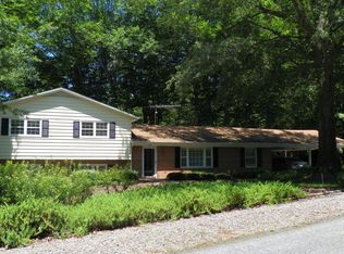 730 Cresthill Dr, Bassett, VA 24055