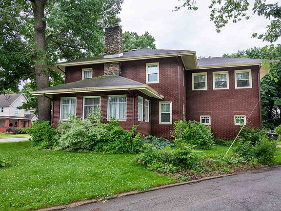 2nd image of 308 W Beardsley Ave