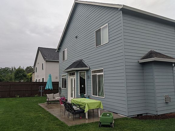 2nd image of 3727 Lakeshore Dr