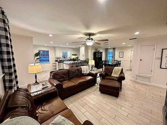 4th image of 5813 Ryals St