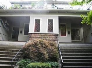 2216-2222 NW Johnson St, Portland, OR 97210