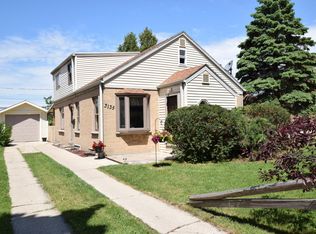 3135 S 57th St, Milwaukee, WI 53219