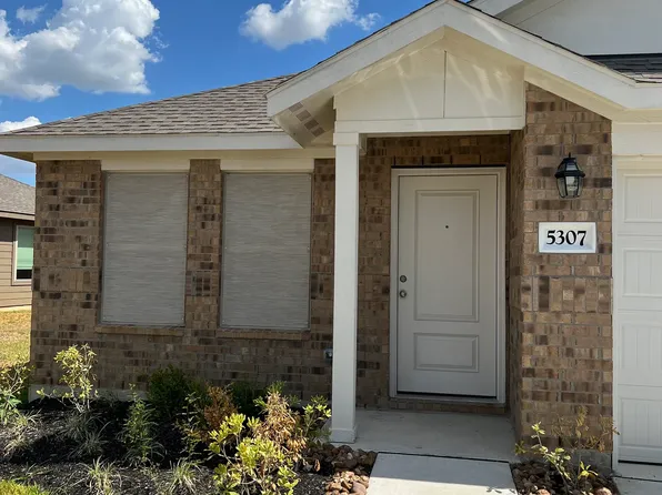 5307 Samuel Run, Bryan, TX 77807