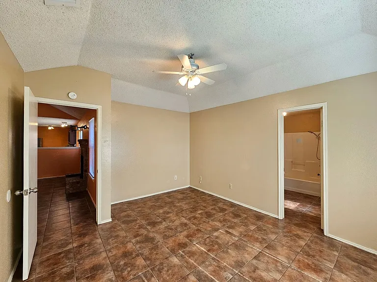1507 Nina Dr — Photo 15