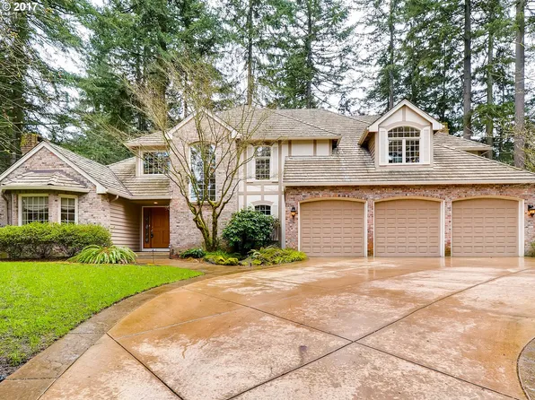 1976 Palisades Terrace Dr, Lake Oswego, OR 97034