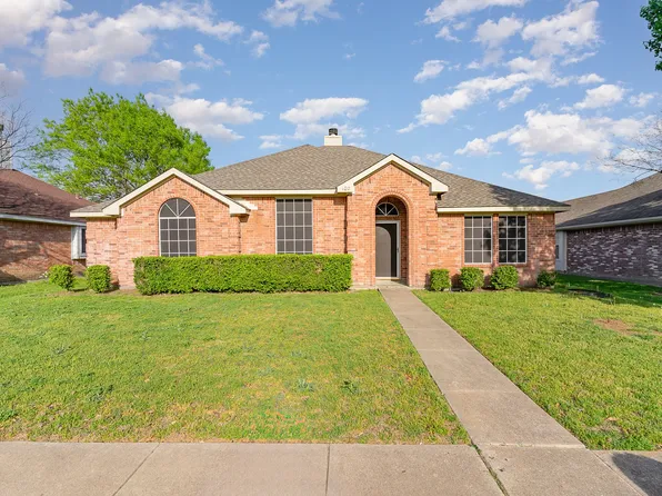 102 Oak Hollow Ln, Red Oak, TX 75154