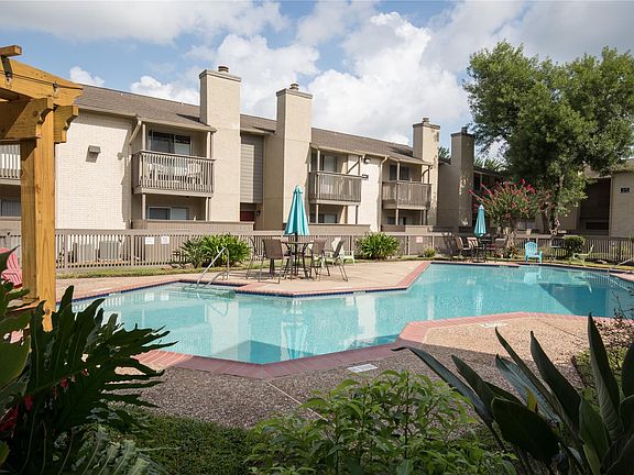 2nd image of 1900 Bay Area Blvd #176