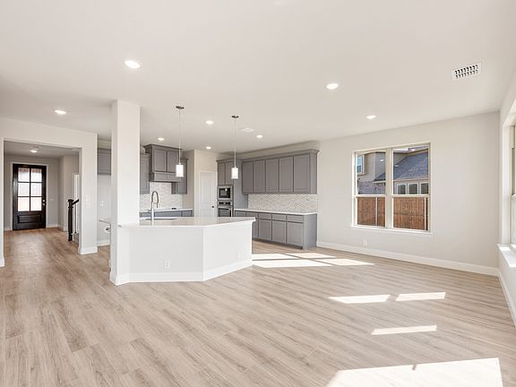 7th image of this home