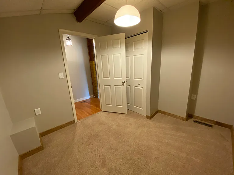 226 Easter Ridge Ln — Photo 13