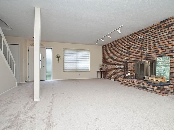 5th image of 32643 Jefferson Dr #43