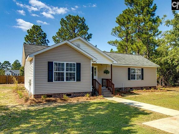 2nd image of 121 Miller Woods Trl